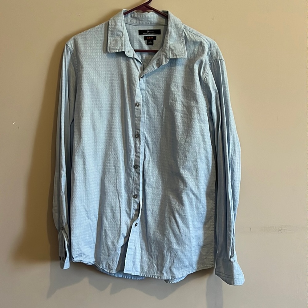 Marc Anthony long sleeve button down. Slim fit size large. Non smoker